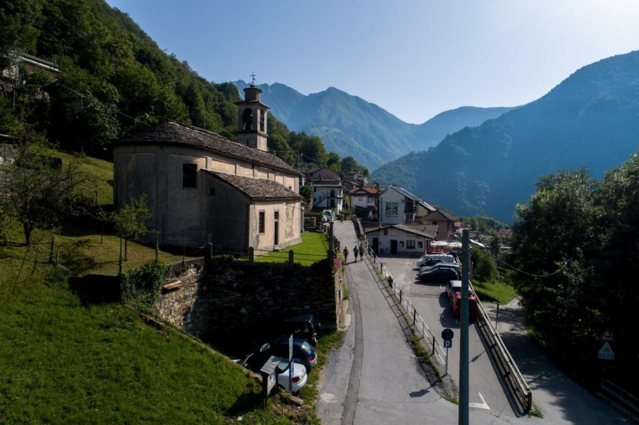 Ostello Del Parco Di Cicogna Exterior photo